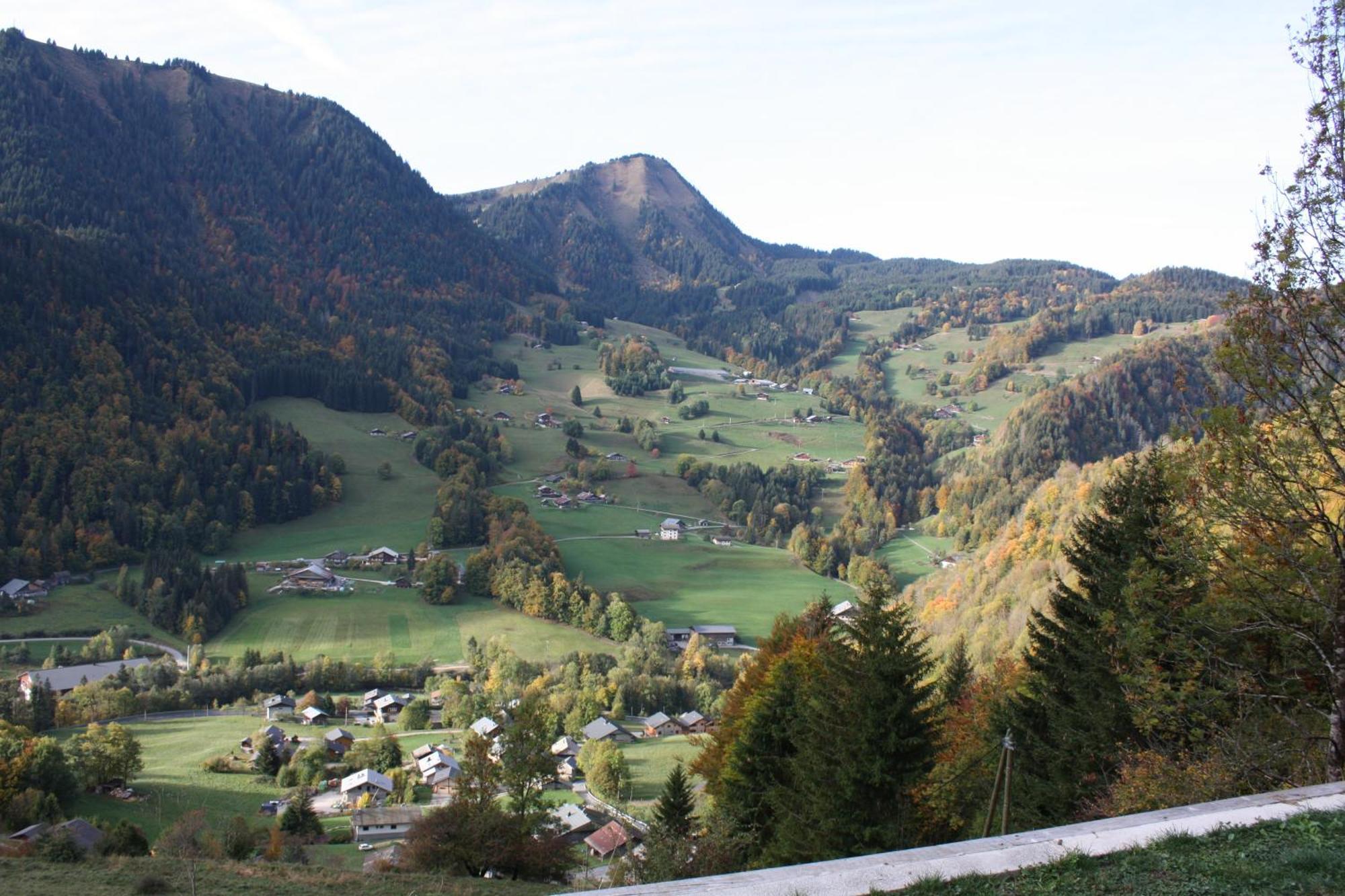 La Case Bed and Breakfast Abondance Esterno foto