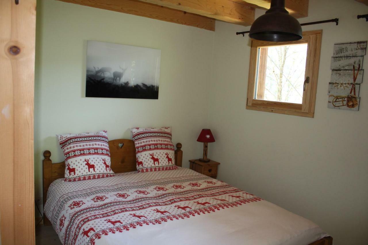 La Case Bed and Breakfast Abondance Esterno foto