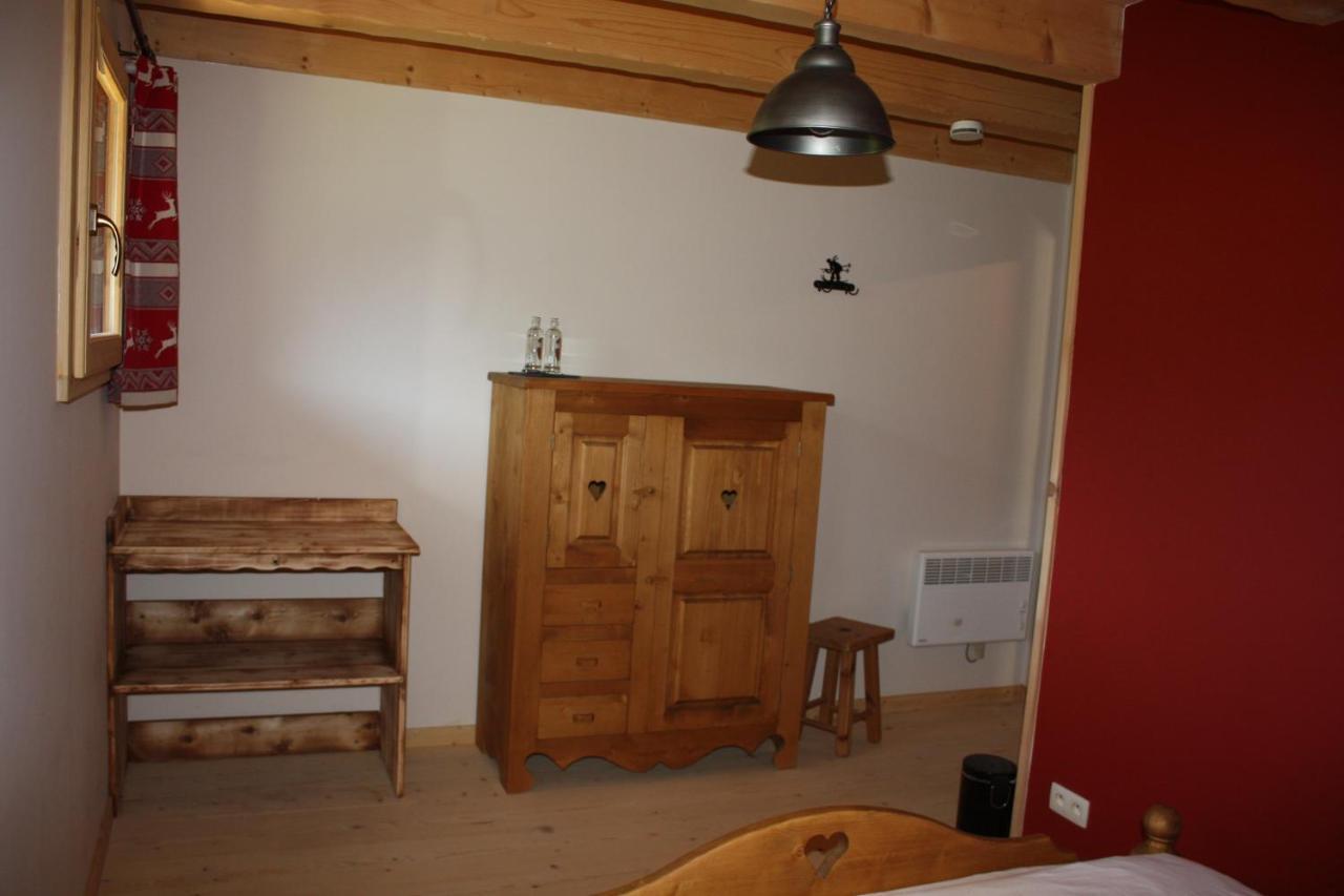 La Case Bed and Breakfast Abondance Esterno foto